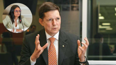 Photo of Wilson Ruiz interpone tutela contra la Presidencia por salida de Angie Rodríguez del Fondo de Adaptación