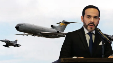 Photo of Presidente acaba con el nombre de Fuerza Aeroespacial que le puso Petro: vuelve la Fuerza Aérea Colombiana