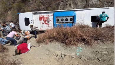 Photo of Bus cayó a un abismo en la vía Medellín–Urabá: hay varios heridos