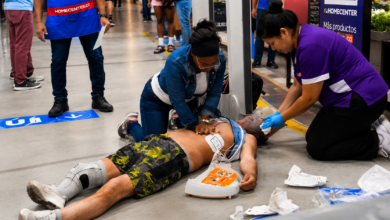 Photo of ¡Heroica acción! Trabajadora de Homecenter reanimó a hombre tras sufrir una descompensación
