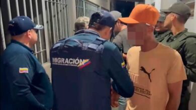 Photo of Presidente confirma expulsión de 27 extranjeros señalados de cometer delitos en Colombia