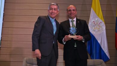 Photo of Magistrado cordobés Carlos Camargo es premiado por sentencia que anuló la emergencia económica del Gobierno